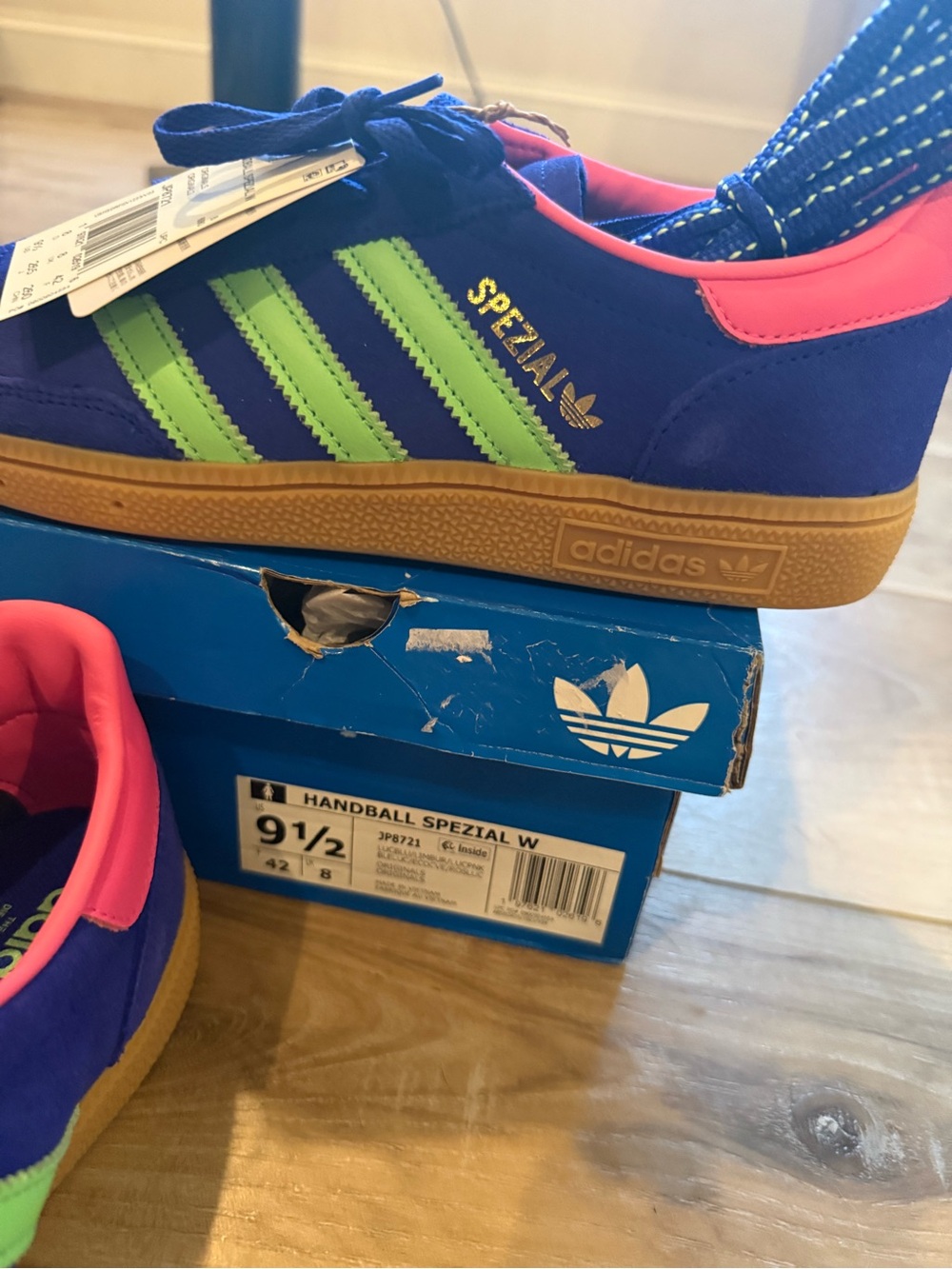 adidas Handball Spezial Blue Green Pink Gum Women’s Size 7.5 JP7211 New